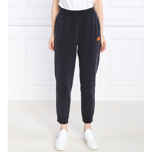 Armani Exchange Spodnie dresowe | Regular Fit ze sklepu Gomez Fashion Store w kategorii Spodnie damskie - zdjęcie 164326814