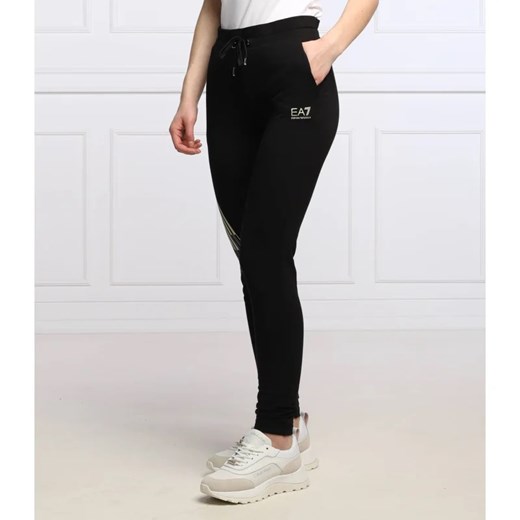 EA7 Spodnie dresowe | Slim Fit ze sklepu Gomez Fashion Store w kategorii Spodnie damskie - zdjęcie 164330043