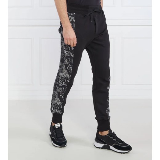 Versace Jeans Couture Spodnie dresowe | Regular Fit ze sklepu Gomez Fashion Store w kategorii Spodnie męskie - zdjęcie 164332733