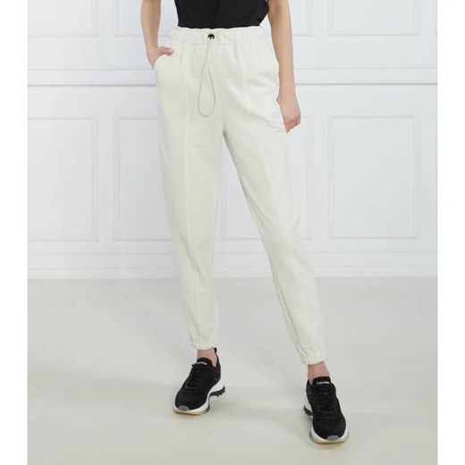 Calvin Klein Performance Spodnie dresowe | Regular Fit ze sklepu Gomez Fashion Store w kategorii Spodnie damskie - zdjęcie 164335910