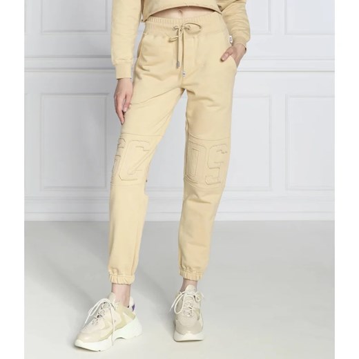 GCDS Spodnie dresowe | Regular Fit ze sklepu Gomez Fashion Store w kategorii Spodnie damskie - zdjęcie 164336214