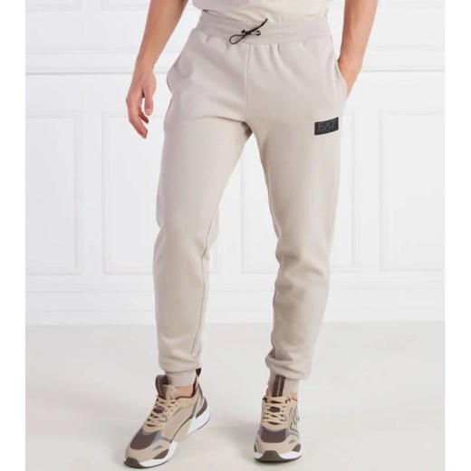 EA7 Spodnie dresowe | Regular Fit ze sklepu Gomez Fashion Store w kategorii Spodnie męskie - zdjęcie 164336971