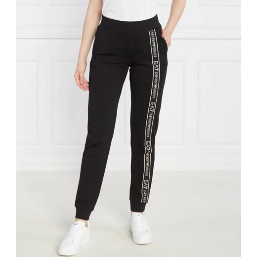 EA7 Spodnie dresowe | Regular Fit ze sklepu Gomez Fashion Store w kategorii Spodnie damskie - zdjęcie 164338263
