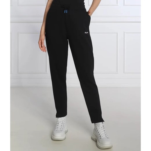 Pepe Jeans London Spodnie dresowe | Regular Fit ze sklepu Gomez Fashion Store w kategorii Spodnie damskie - zdjęcie 164338761