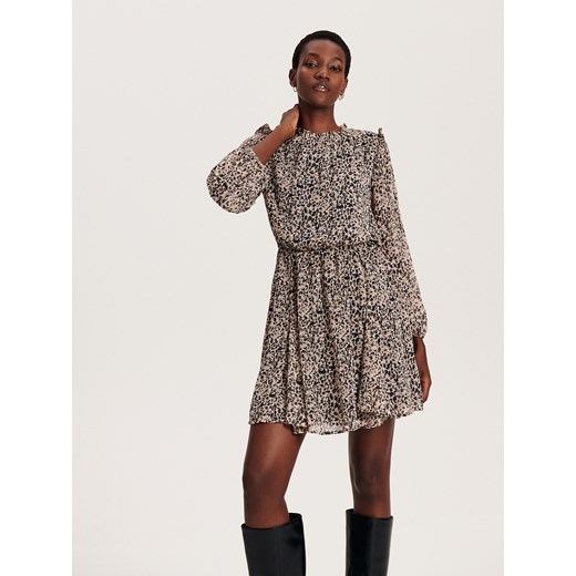 Sukienka wielokolorowa Reserved z długim rękawem z okrągłym dekoltem 