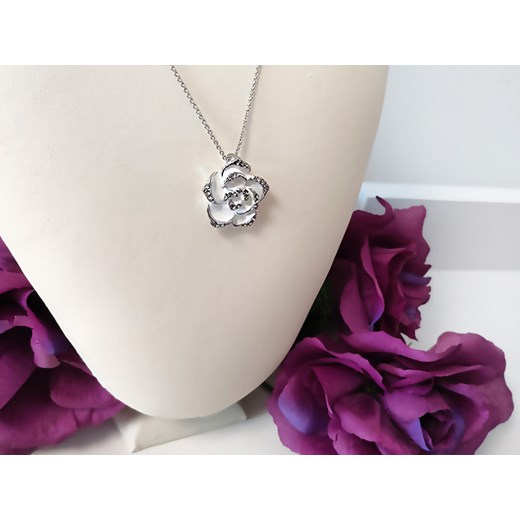 komplet biżuterii róże białe cyrkonie prezent Lovrin okazja LOVRIN