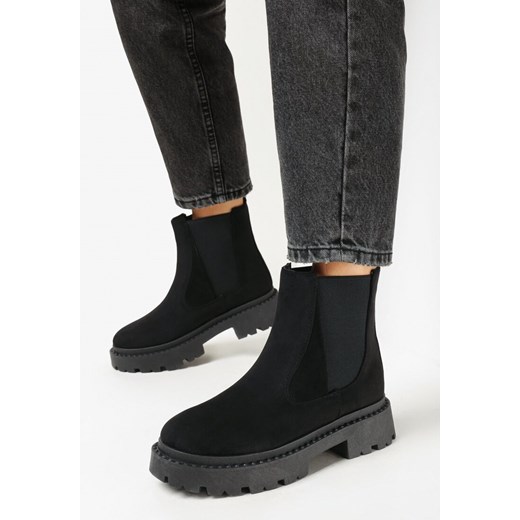 Botki Born2be bez zapięcia casual na platformie 