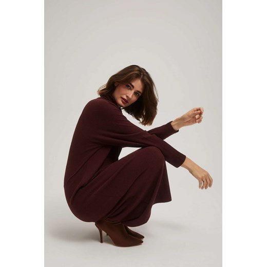 Sukienka Moodo.pl z golfem 