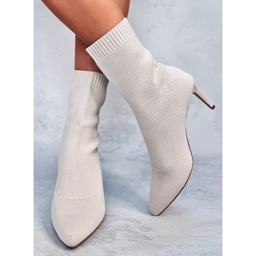 Botki na szpilce skarpetkowe Donatella Beige beżowy 37 ButyModne.pl