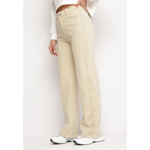 Jasnobeżowe Szerokie Spodnie z Wysokim Stanem Ushana ze sklepu Born2be Odzież w kategorii Spodnie damskie - zdjęcie 164569002