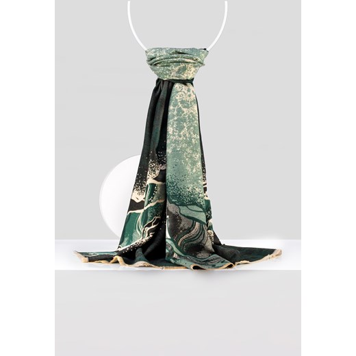 Zielony szal w beżowy abstrakcyjny wzór ze sklepu Molton w kategorii Szaliki i chusty damskie - zdjęcie 164793990