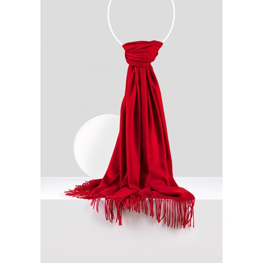 Ciepły czerwony szal z wiskozą ze sklepu Molton w kategorii Szaliki i chusty damskie - zdjęcie 164794061