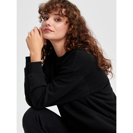 Bluza damska czarna Sinsay krótka 