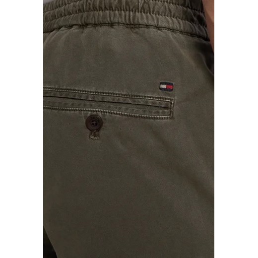 Tommy Hilfiger spodnie męskie z elastanu 