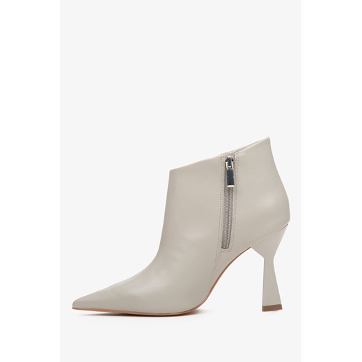 Estro: Jasnoszare krótkie botki damskie ze skóry naturalnej na obcasie Estro 40 Estro