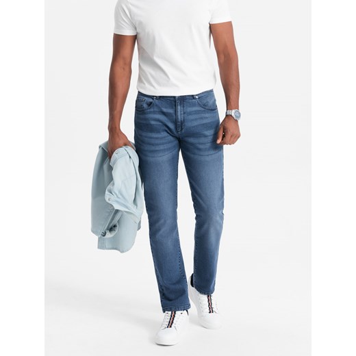 Spodnie męskie jeansowe STRAIGHT LEG - niebieskie V3 OM-PADP-0133 ze sklepu ombre w kategorii Jeansy męskie - zdjęcie 165099664