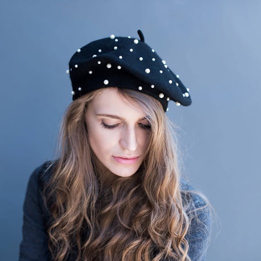 Beret Delicate pearl uniwersalny JK-Collection