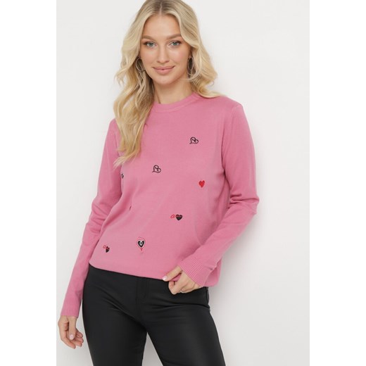 Różowy Sweter z Kaszmirem i Naszywkami w Serca Juviena ze sklepu Born2be Odzież w kategorii Swetry damskie - zdjęcie 165141714