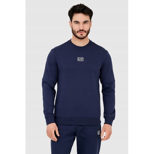 EA7 Granatowa bluza męska z naszywką z logo, Wybierz rozmiar XL ze sklepu outfit.pl w kategorii Bluzy męskie - zdjęcie 165152172