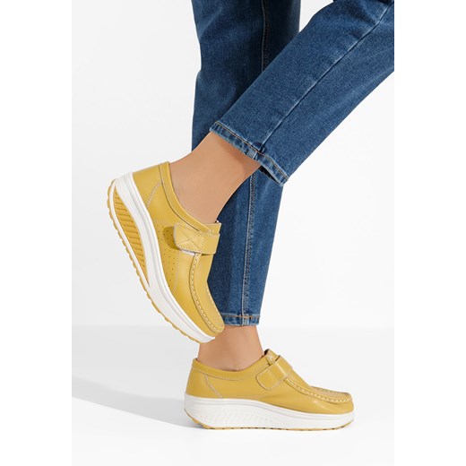 Mokasyny Zapatos płaskie żółte casualowe ze skóry 