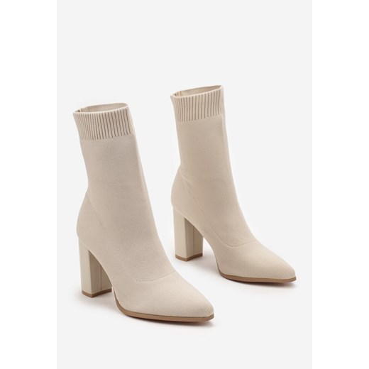 Beżowe botki Born2be na zamek na obcasie 