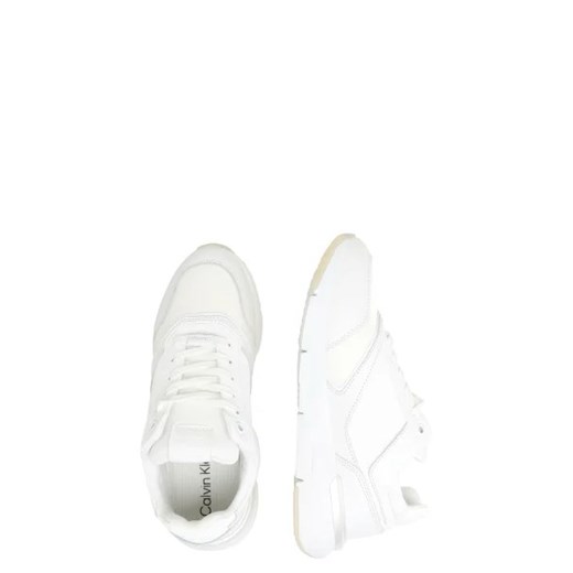 Białe buty sportowe damskie Calvin Klein sneakersy na wiosnę płaskie ze skóry 