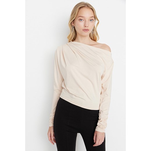 trendyol Koszulka w kolorze kremowym ze sklepu Limango Polska w kategorii Bluzki damskie - zdjęcie 165345593