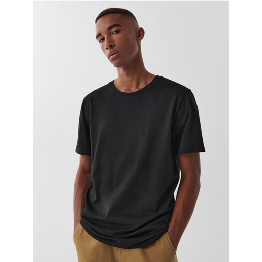 Cropp - Czarna koszulka basic - czarny ze sklepu Cropp w kategorii T-shirty męskie - zdjęcie 165384112