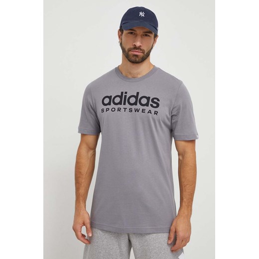 adidas t-shirt bawełniany męski kolor szary z nadrukiem IW8836 ze sklepu ANSWEAR.com w kategorii T-shirty męskie - zdjęcie 165598910
