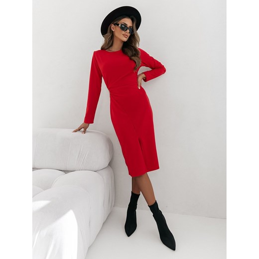 Elegancka sukienka z wycięciem z boku ADALEE - czerwona ze sklepu magmac.pl w kategorii Sukienki - zdjęcie 165657753