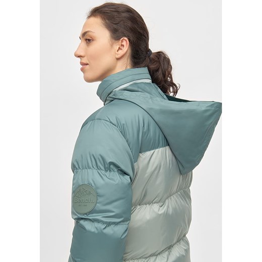 Płaszcz damski Bench zimowy 