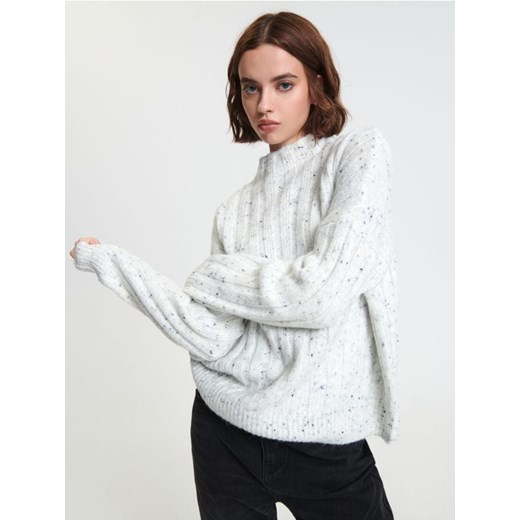 Sweter damski biały Sinsay