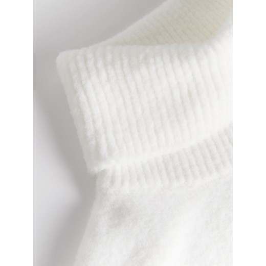 Sweter damski Reserved z golfem 