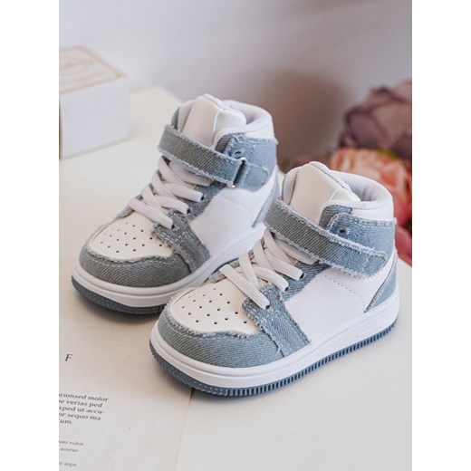 Buty Sportowe Dziecięce Jeansowe Biało-Niebieskie Milara 106-1E ze sklepu ZAZOO w kategorii Buciki niemowlęce - zdjęcie 165821000