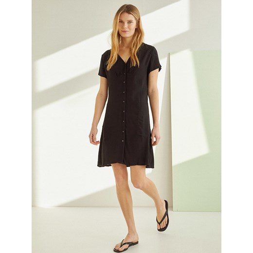 Yerse Sukienka w kolorze czarnym Yerse XS okazyjna cena Limango Polska