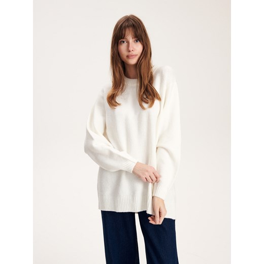 Reserved - Gładki sweter - złamana biel ze sklepu Reserved w kategorii Swetry damskie - zdjęcie 165893802