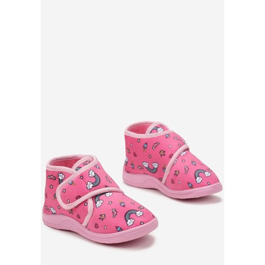 Kapcie dziecięce Born2be z nadrukami na rzepy 