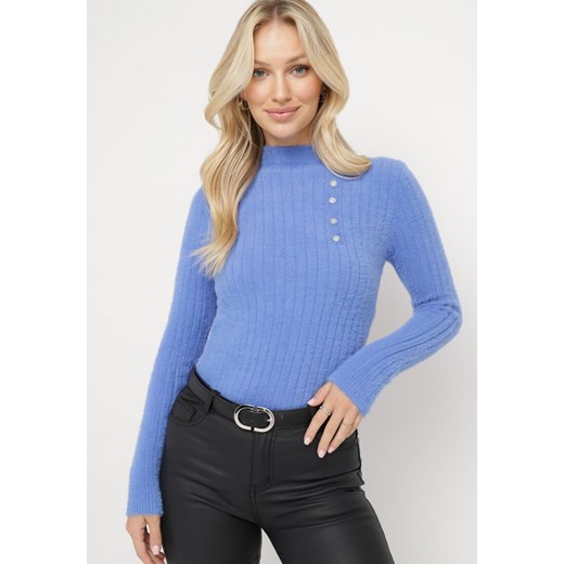 Niebieski Wełniany Sweter z Dłuższym Włosiem i Ozdobnymi Guzikami Avelio ze sklepu Born2be Odzież w kategorii Swetry damskie - zdjęcie 166002062