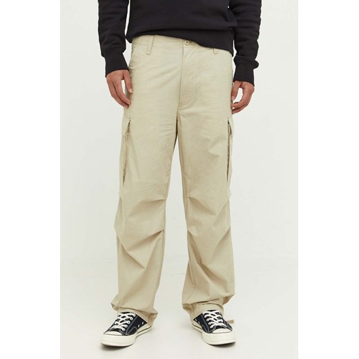 Samsoe Samsoe spodnie męskie kolor beżowy w fasonie cargo ze sklepu PRM w kategorii Spodnie męskie - zdjęcie 166042631