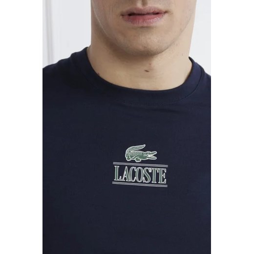 T-shirt męski Lacoste z napisami granatowy z krótkim rękawem