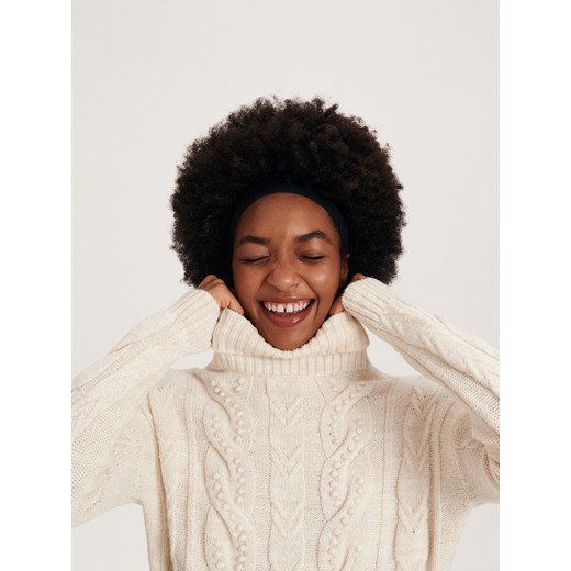 Reserved - Sweter z golfem - kremowy ze sklepu Reserved w kategorii Swetry damskie - zdjęcie 166166310