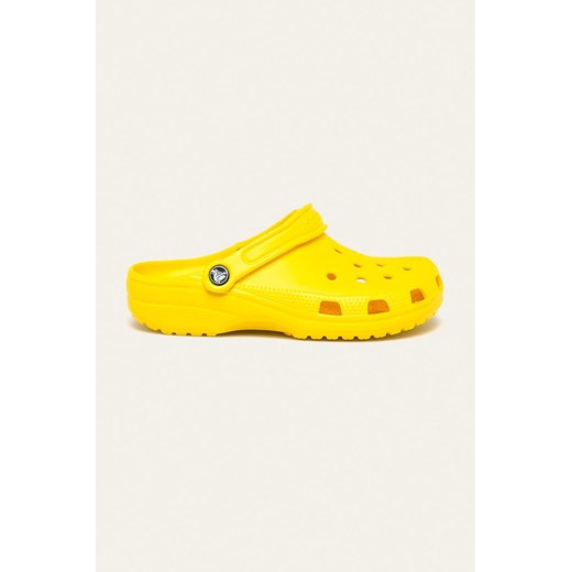 Crocs klapki Classic kolor żółty 207431 ze sklepu PRM w kategorii Klapki męskie - zdjęcie 166191790
