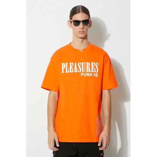 Puma t-shirt bawełniany PUMA x PLEASURES Typo Tee męski kolor pomarańczowy z nadrukiem 620878 ze sklepu PRM w kategorii T-shirty męskie - zdjęcie 166195183