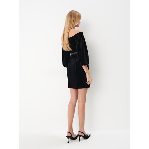 Mohito - Sukienka mini z paskiem - Czarny Mohito S Mohito
