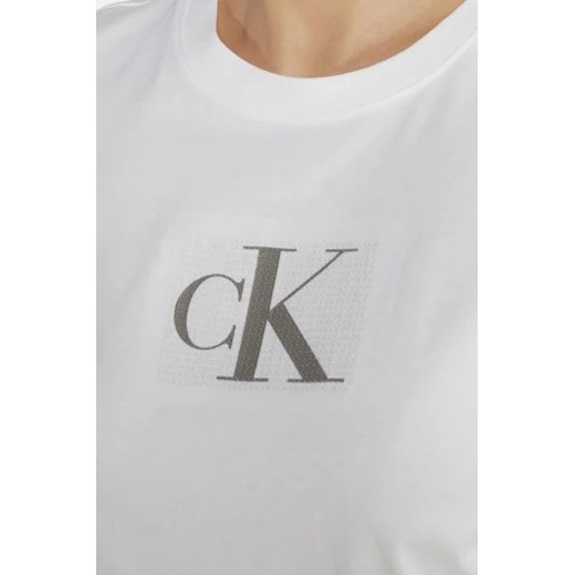 Bluzka damska biała Calvin Klein casual z krótkimi rękawami z okrągłym dekoltem 