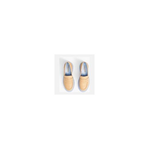 Loafersy damskie Cropp 6213M-05X 41 26.5 cm Beżowe (5904620384159). Loafersy Cropp 41 okazja Rozetka.pl