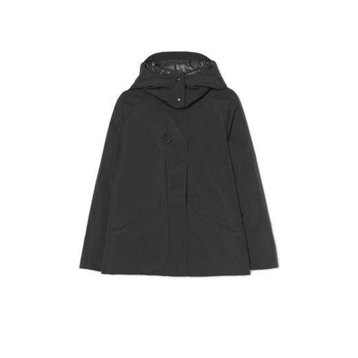 Cropp - Gruba czarna kurtka z kapturem - czarny ze sklepu Cropp w kategorii Kurtki damskie - zdjęcie 166279881