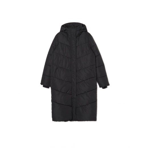 Cropp - Czarny pikowany płaszcz z kapturem - czarny ze sklepu Cropp w kategorii Płaszcze damskie - zdjęcie 166285491