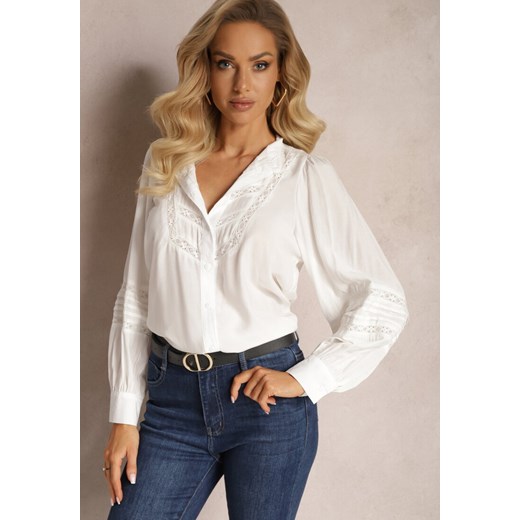 Biała Koszula z Koronką i Szerokim Rękawem Versina ze sklepu Renee odzież w kategorii Koszule damskie - zdjęcie 166286331