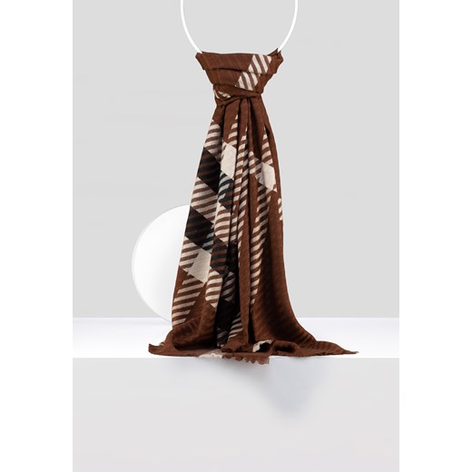 Elegancki szal w brązowo-beżową kratę ze sklepu Molton w kategorii Szaliki i chusty damskie - zdjęcie 166389481